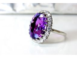Loving the sales womens jewellery category thumbnail