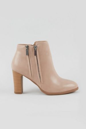 Neutral Heeled Ankle Boot
